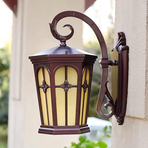 Đèn sân vườn cổ điển