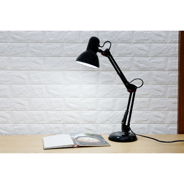 Đèn Bàn Học Điện Quang DKL14